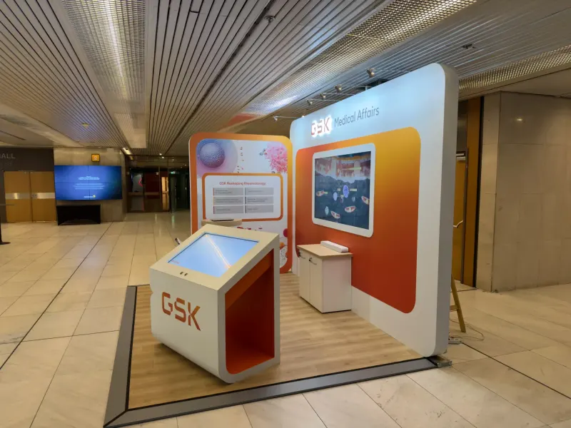 GSK exhibition stand designed and built by Ephology — photo 4